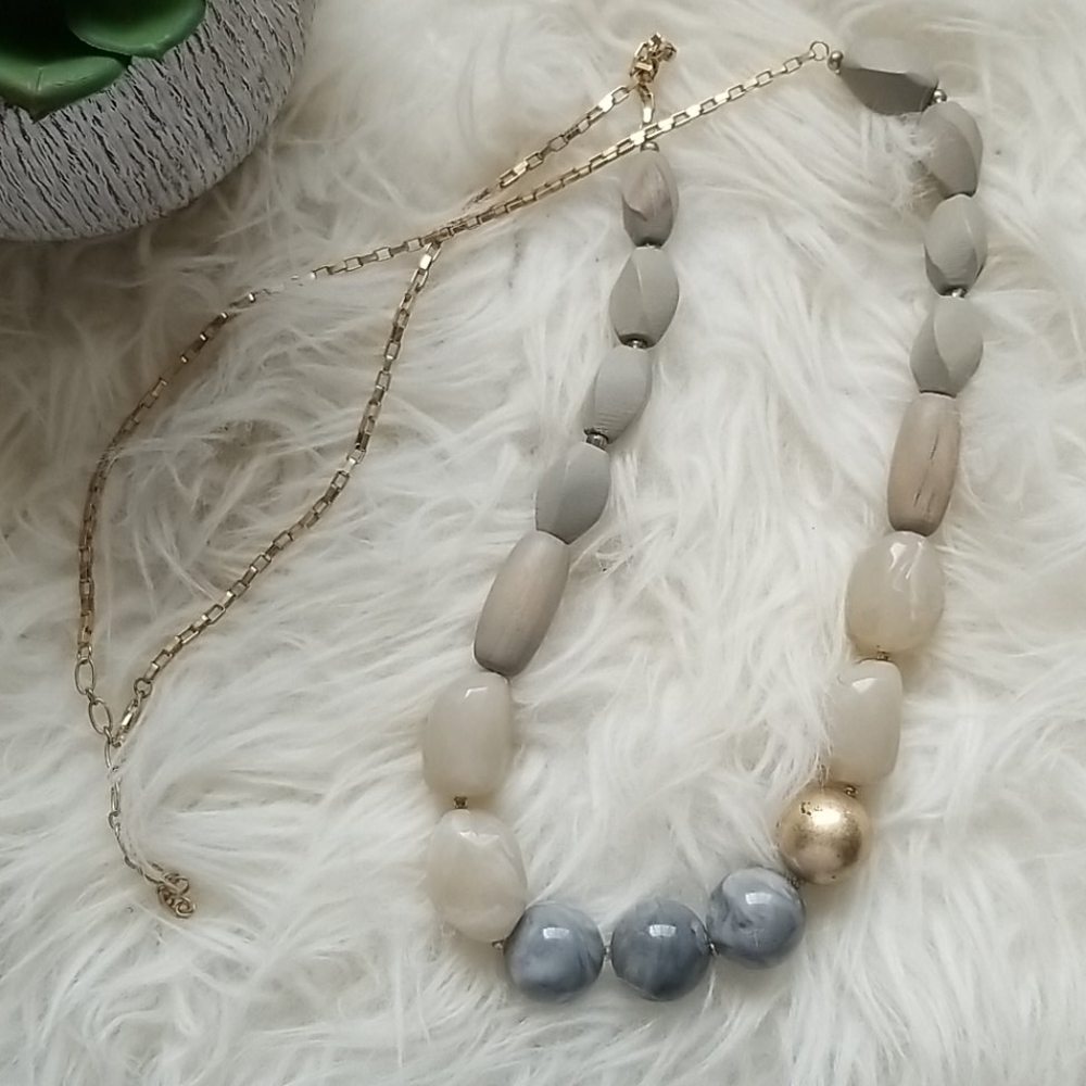 Long stone, wood necklace